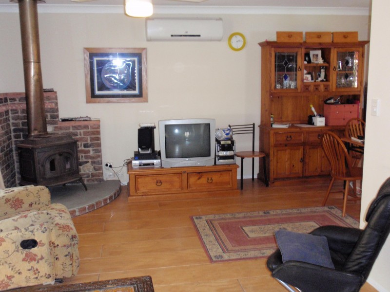 Edens Landing QLD 4207