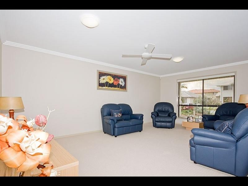 21 The Avenue, Windaroo QLD 4207