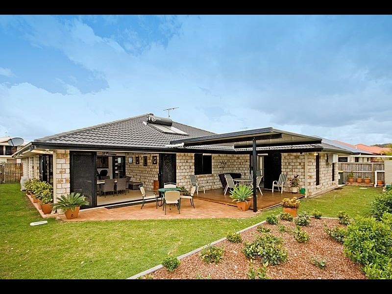 21 The Avenue, Windaroo QLD 4207