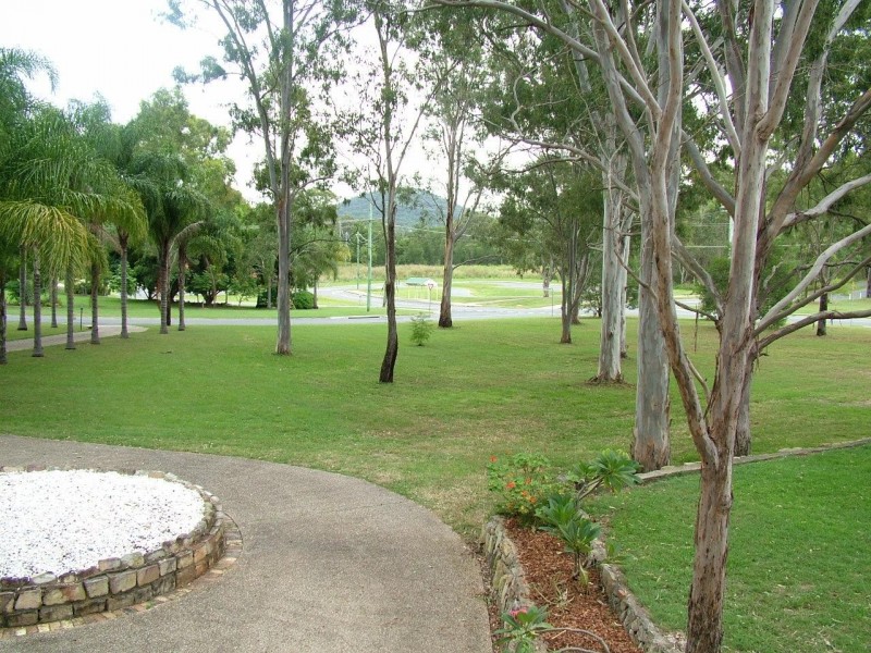 Yatala QLD 4207