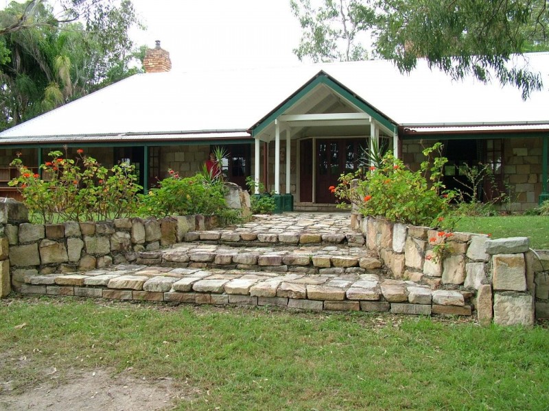 Yatala QLD 4207
