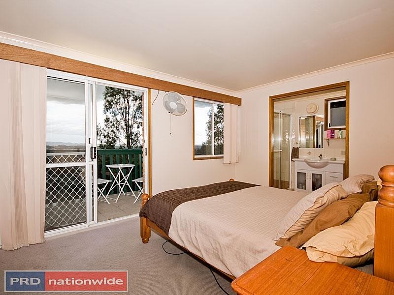 Mount Warren Park QLD 4207