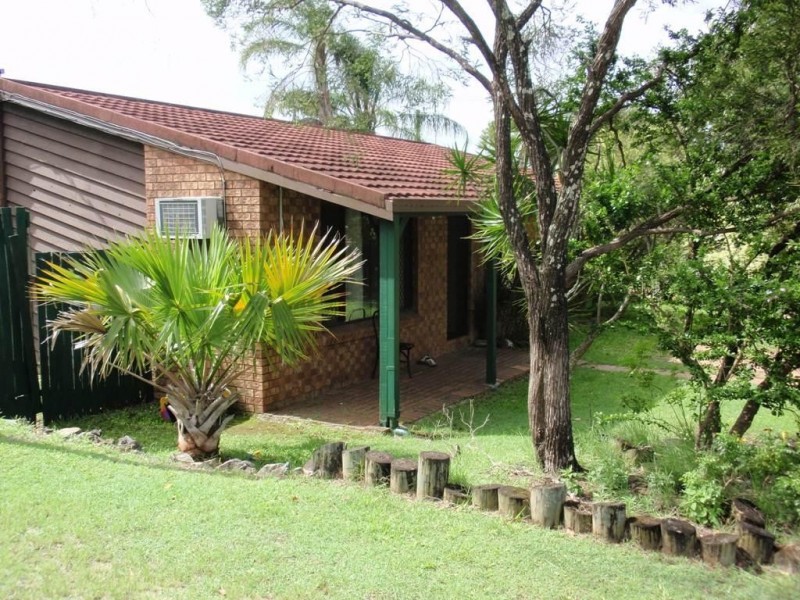 Mount Warren Park QLD 4207