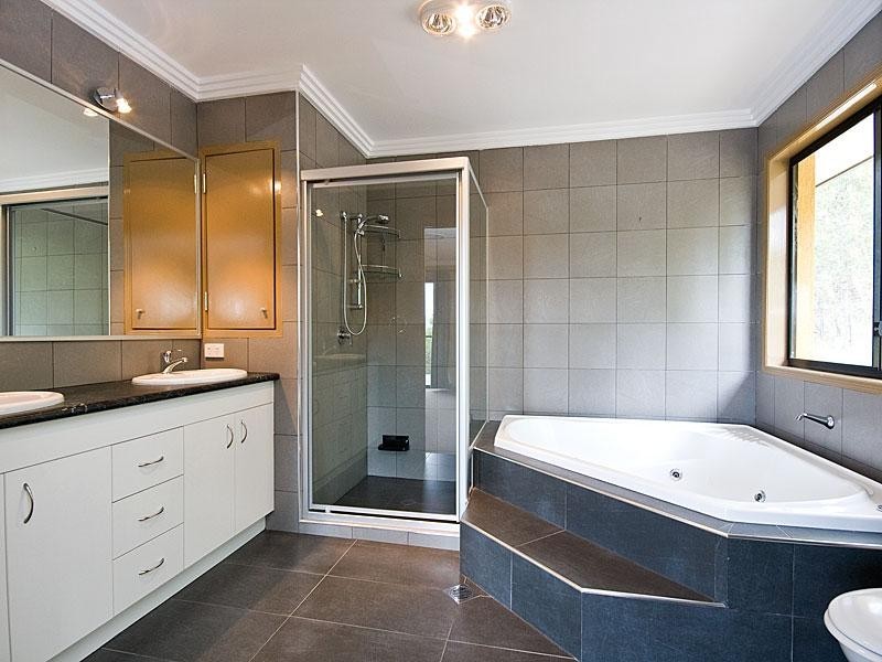 Mount Warren Park QLD 4207