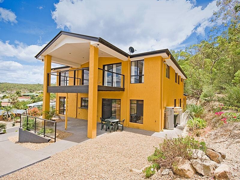 Mount Warren Park QLD 4207