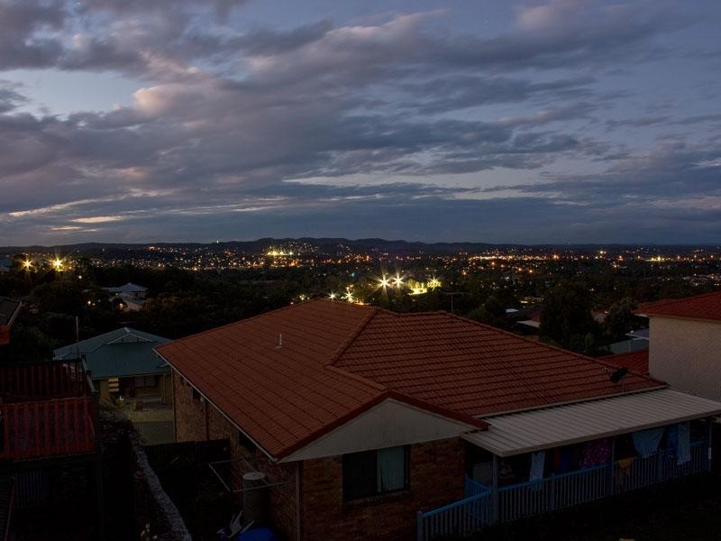 28 Hillside Cr, Edens Landing QLD 4207