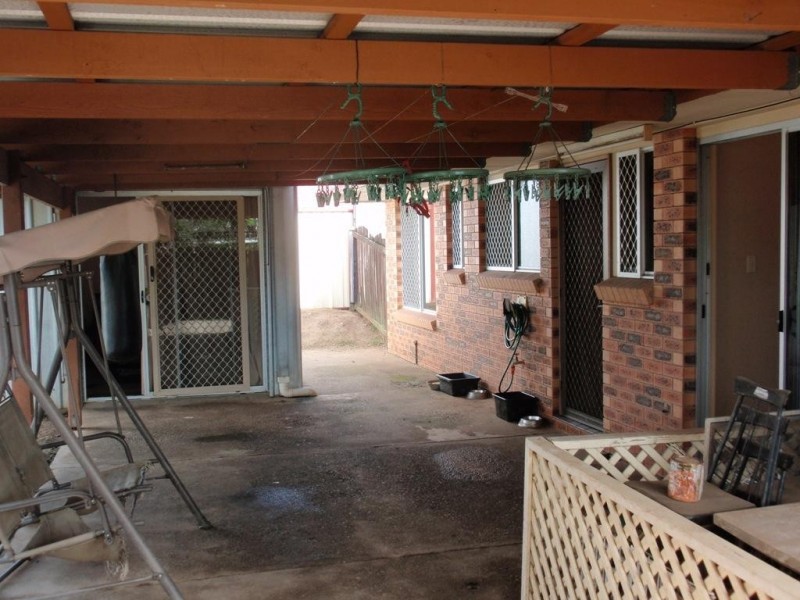 6 Linning St, Mount Warren Park QLD 4207