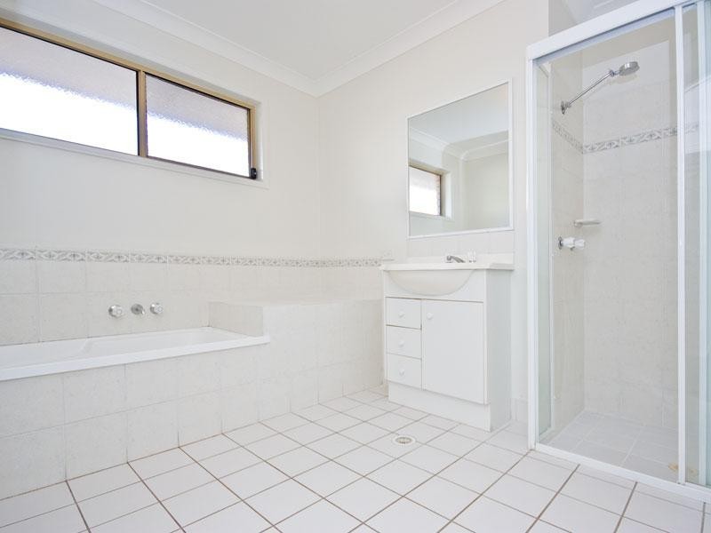 21 Susan Godfrey Dr, Windaroo QLD 4207