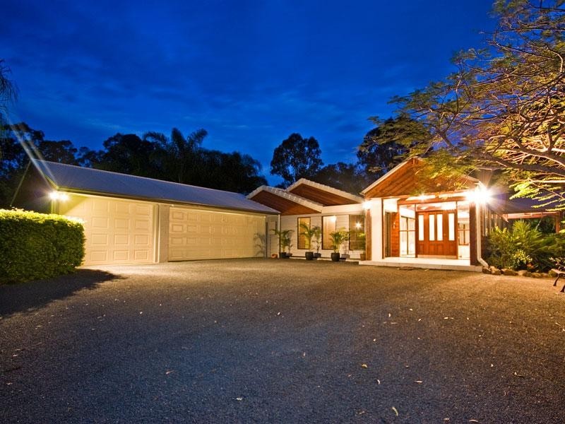 3 Marshall Rd, Alberton QLD 4207