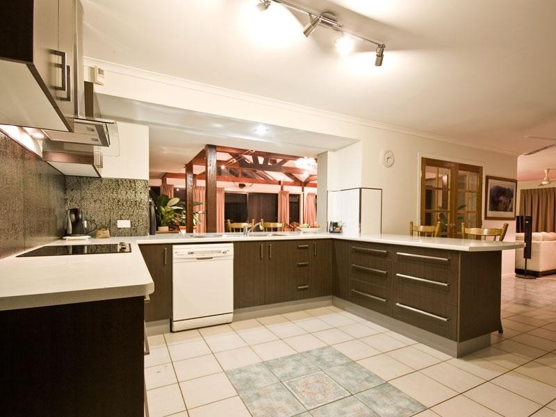 3 Marshall Rd, Alberton QLD 4207