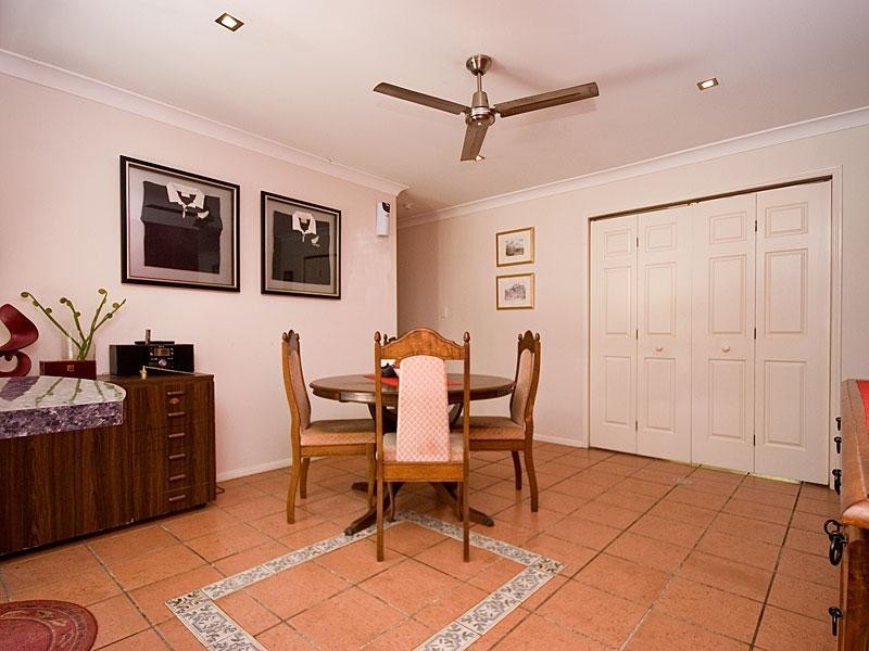 19 Trevina Cr, Mount Warren Park QLD 4207