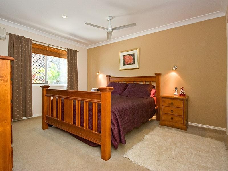 19 Trevina Cr, Mount Warren Park QLD 4207