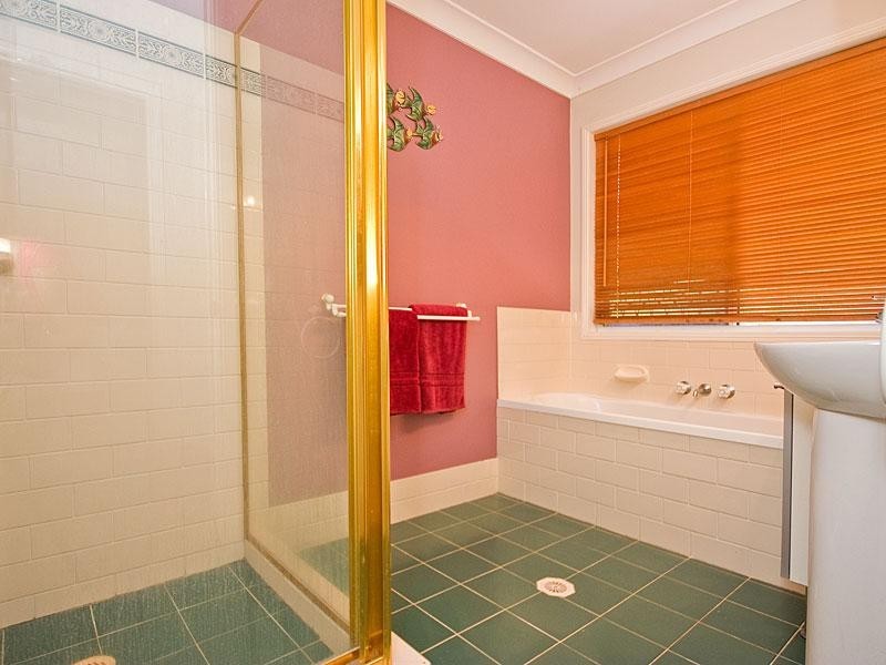 19 Trevina Cr, Mount Warren Park QLD 4207