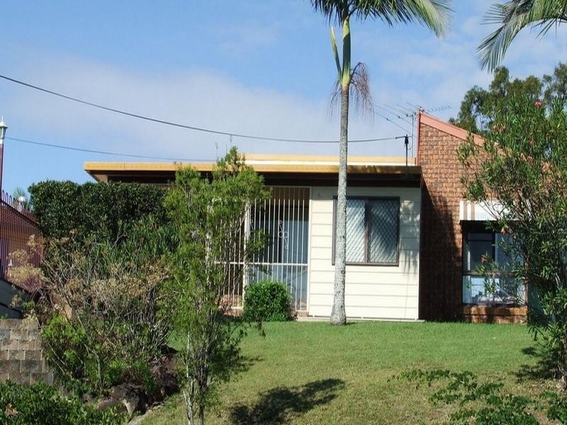 Edens Landing QLD 4207