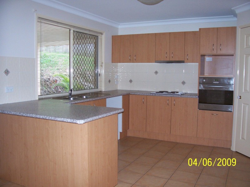 Edens Landing QLD 4207