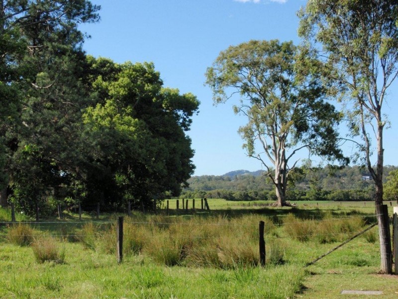 138 Eagleby Rd, Eagleby QLD 4207