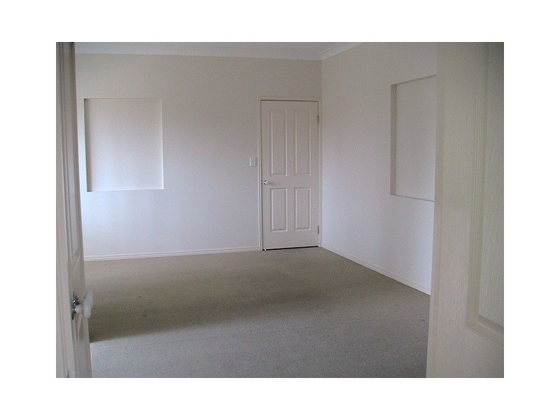 Edens Landing QLD 4207