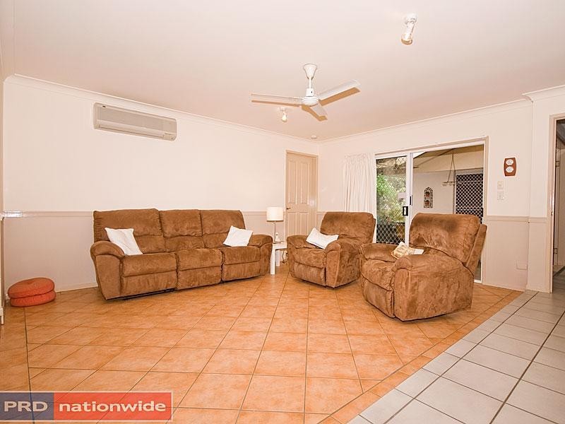 Mount Warren Park QLD 4207