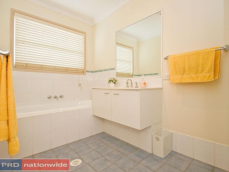 Mount Warren Park QLD 4207