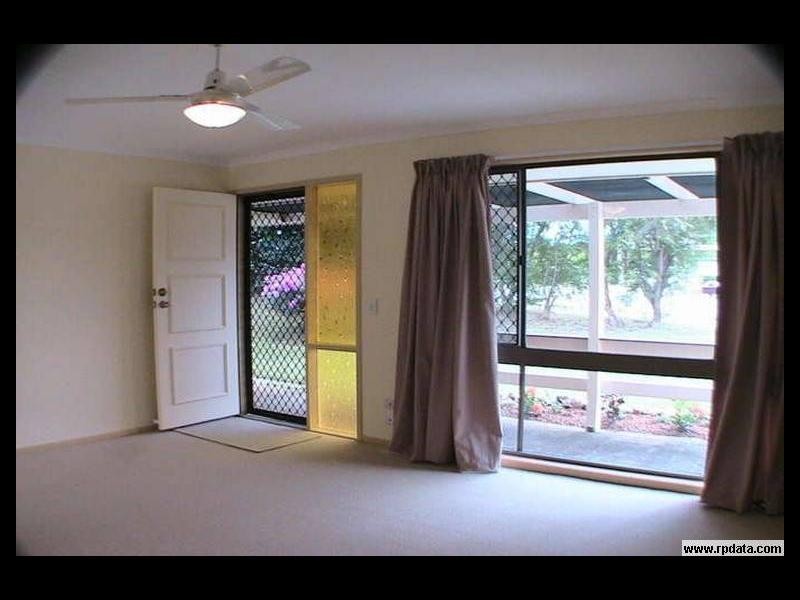 Mount Warren Park QLD 4207