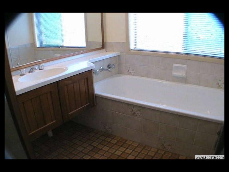 Mount Warren Park QLD 4207