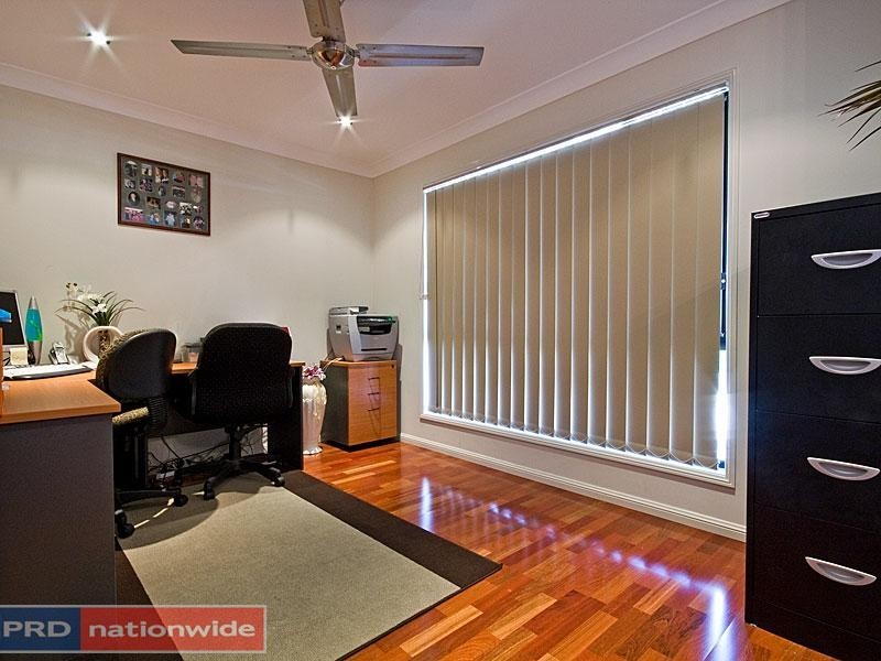 Mount Warren Park QLD 4207