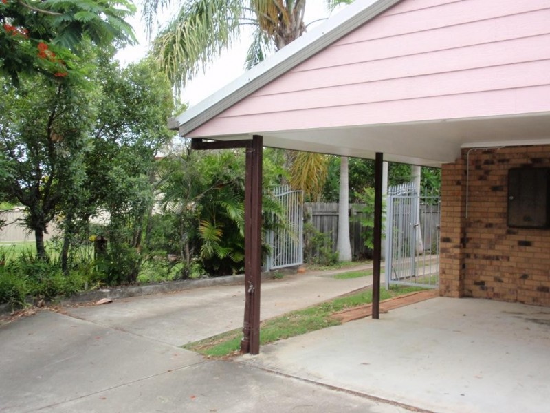 112 Milne St, Mount Warren Park QLD 4207