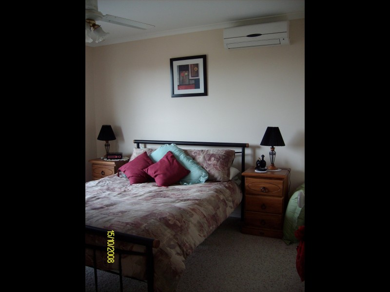 Edens Landing QLD 4207