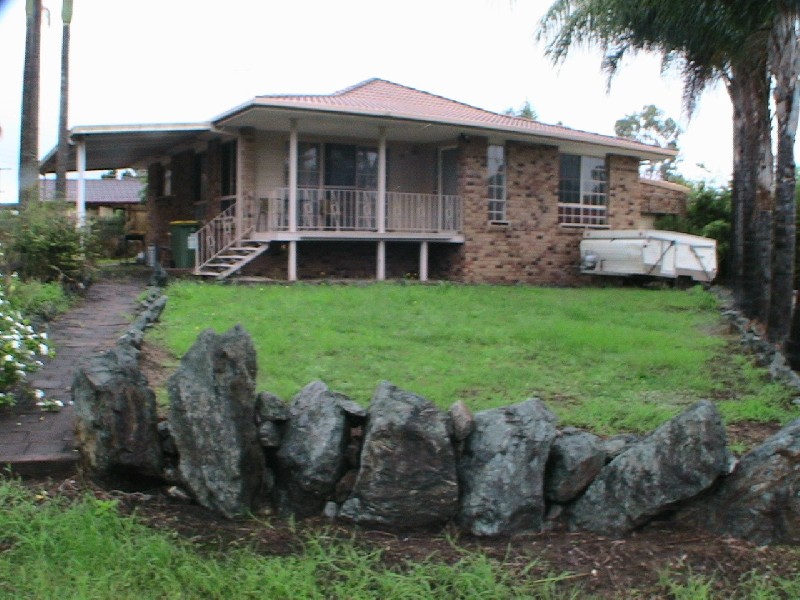 Edens Landing QLD 4207