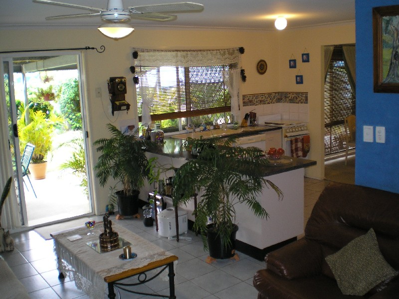 7 Sandra-Ann Drive, Edens Landing QLD 4207