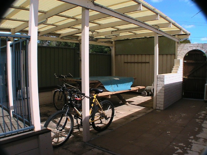7 Meadow Cres, Beenleigh QLD 4207