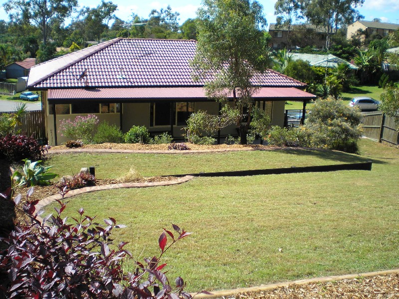 Edens Landing QLD 4207