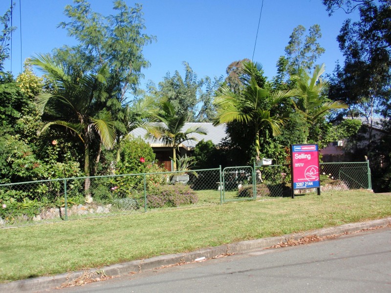 8 River St, Eagleby QLD 4207