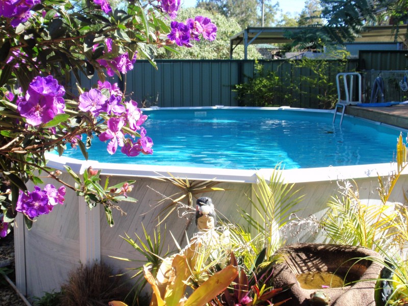 8 River St, Eagleby QLD 4207