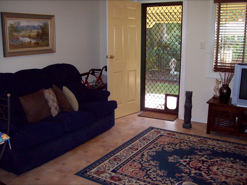 20 River Rd, Alberton QLD 4207