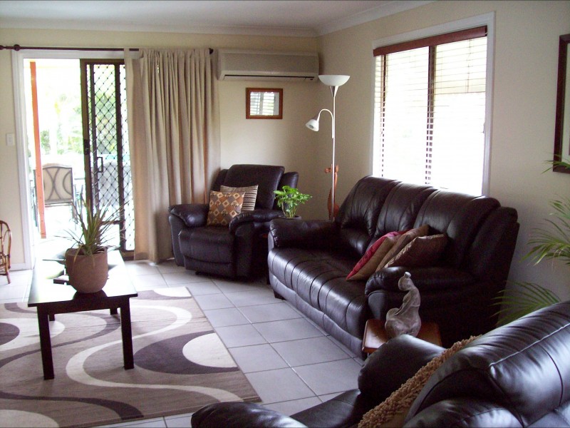 20 River Rd, Alberton QLD 4207