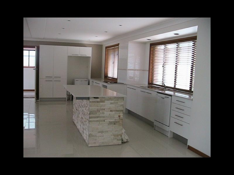 7 Schonwerder Dr, Windaroo QLD 4207
