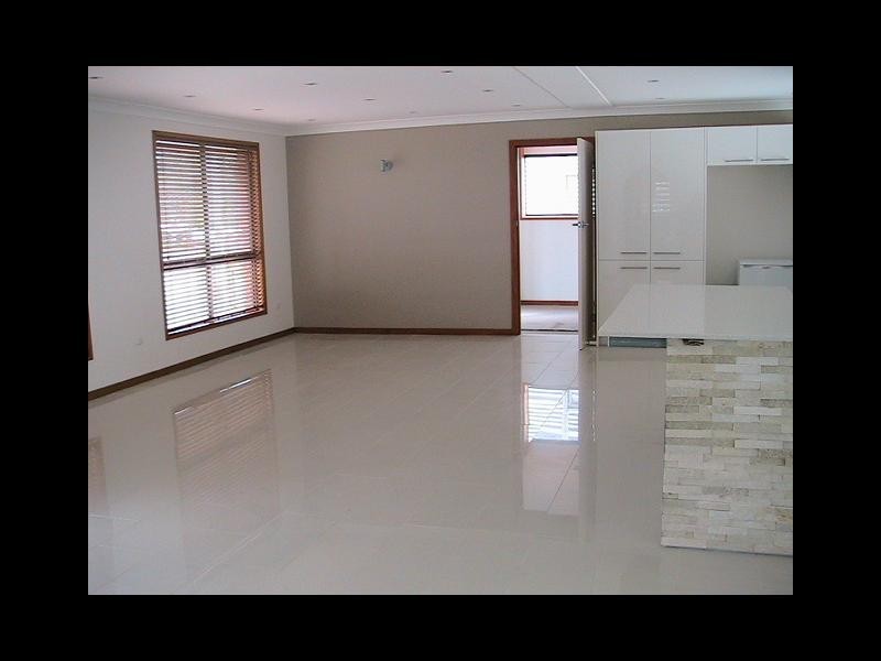 7 Schonwerder Dr, Windaroo QLD 4207