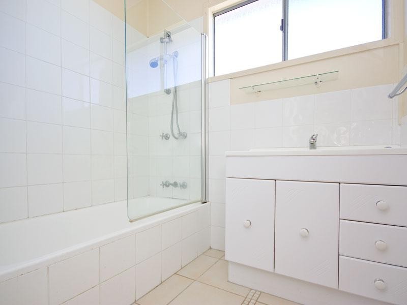 18 Sunrise St, Beenleigh QLD 4207