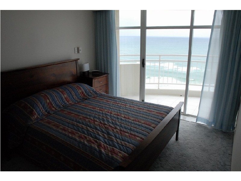 23 B “2nd Avenue Apartments” 3 Second Avenue , Burleigh Heads QLD 4220