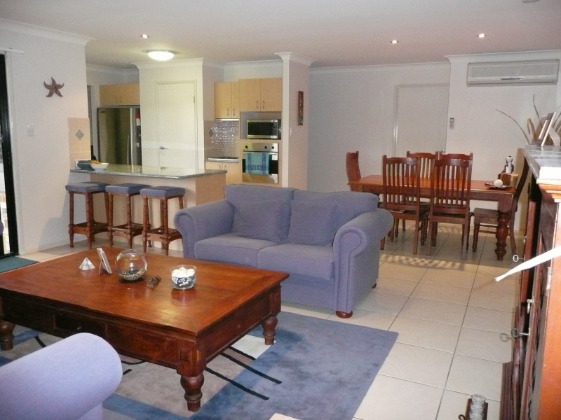 21 Sea Eagle Drive, Burleigh Waters QLD 4220