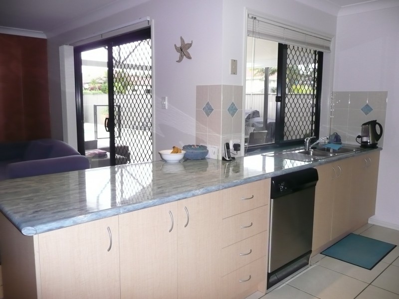 21 Sea Eagle Drive, Burleigh Waters QLD 4220