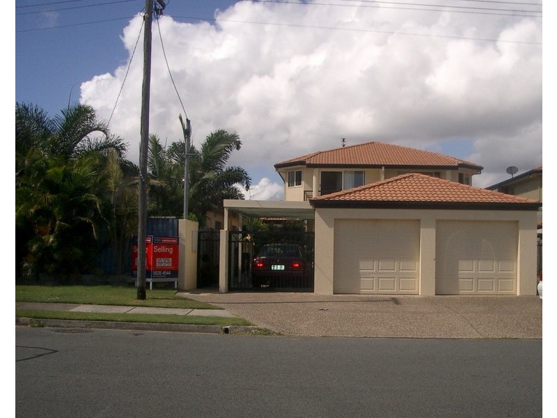 1/10 Anzac Parade, Burleigh Heads QLD 4220
