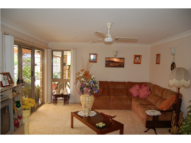 84 Auk Avenue , Burleigh Waters QLD 4220