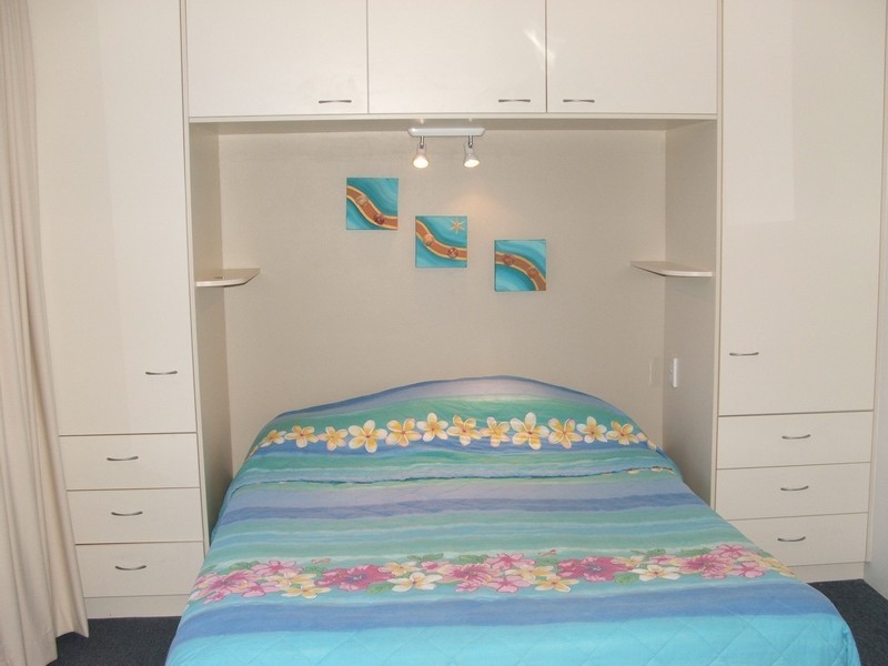 42 “Aussie Resort” 1917 Gold Coast Hwy, Burleigh Heads QLD 4220