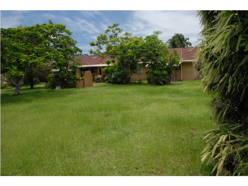 10 Ballandra Court, Mermaid Waters QLD 4218