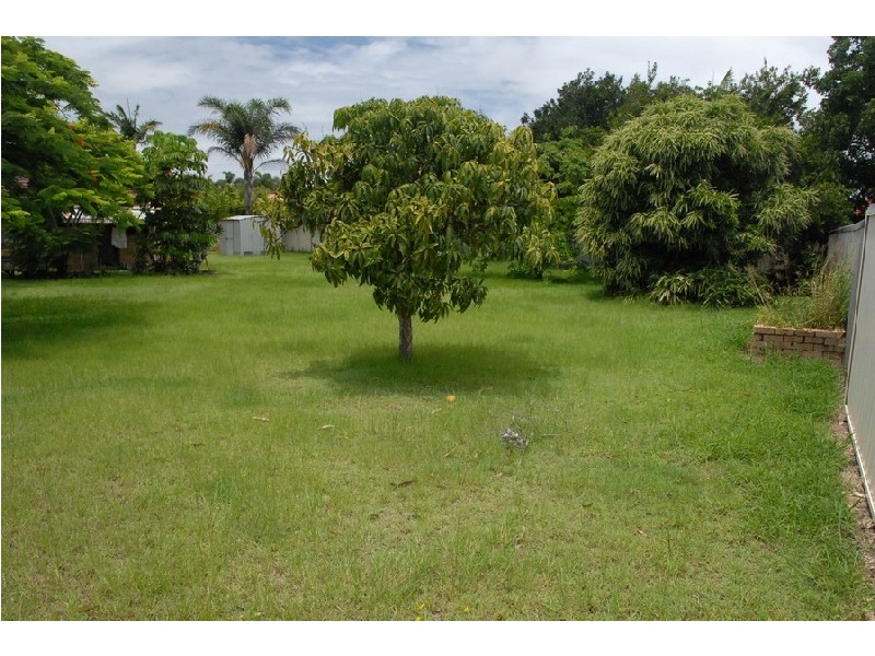 10 Ballandra Court, Mermaid Waters QLD 4218
