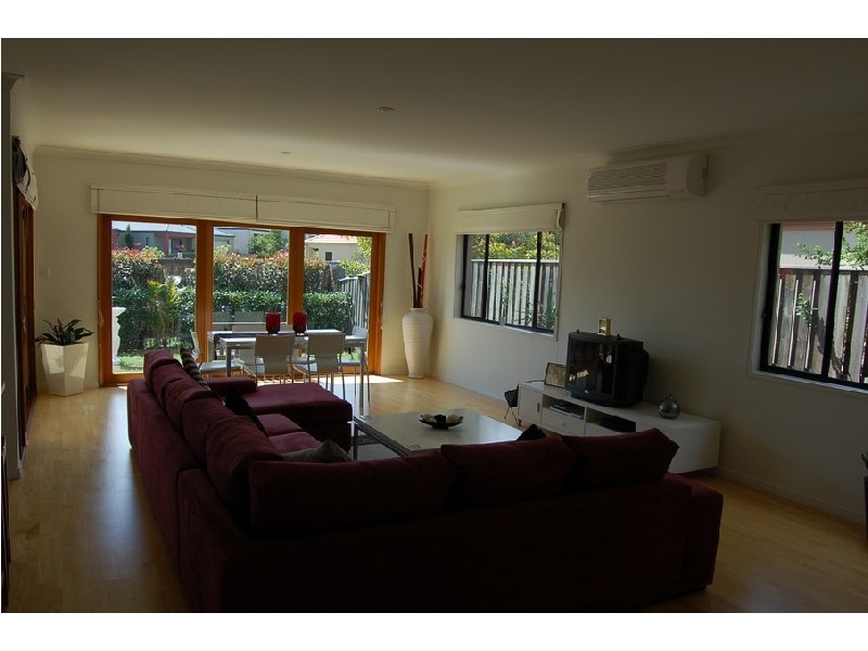 6 Bergamo Drive , Varsity Lakes QLD 4227