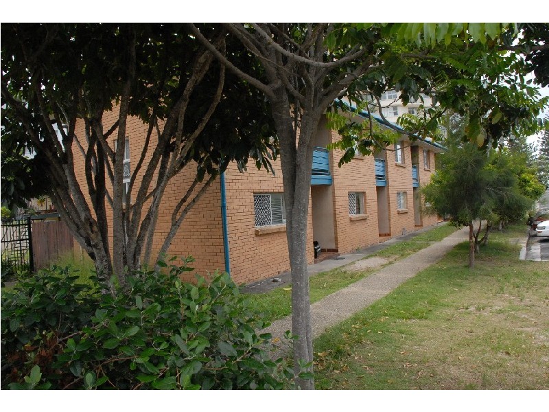 4 “Bora Place” 1987 Gold Coast Highway , Burleigh Heads QLD 4220