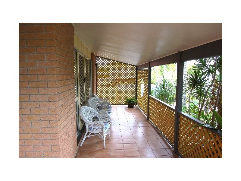 15 Bradley Avenue, Miami QLD 4220